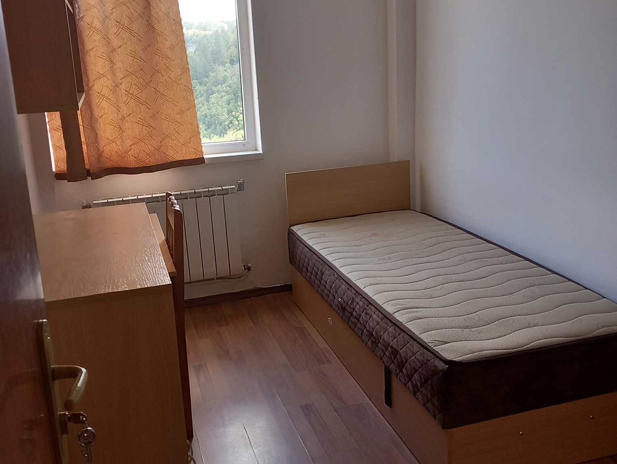 Санитарно помещение в Блок 2